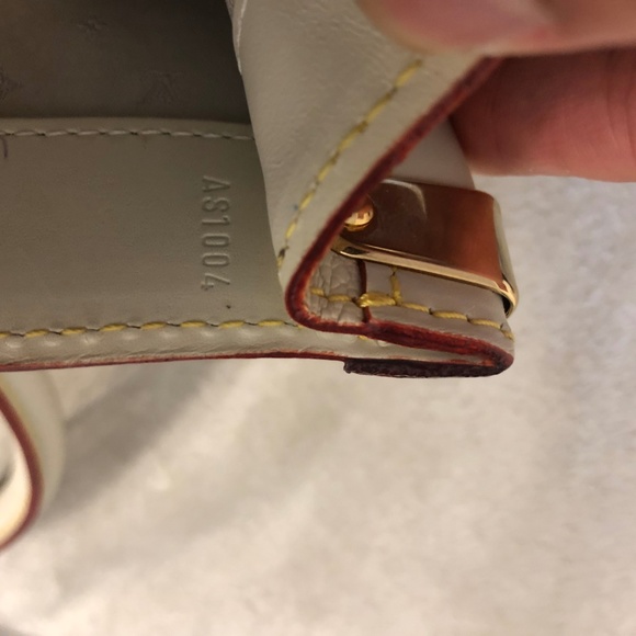 Louis Vuitton: Le Fabuleux, White Suhali - Picture 7 of 7